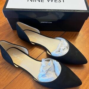 Nine West Black Pointed Flats